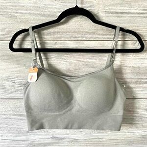 NWT Warner’s Medium Easy Fit Bra